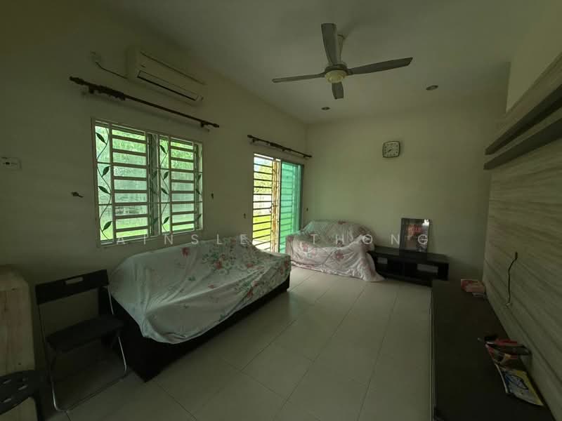 1-storey Terraced House for Sale in Simpang Pulai (Perak) - Ainsley Thong - Living Room - PropertyGuru.com.my