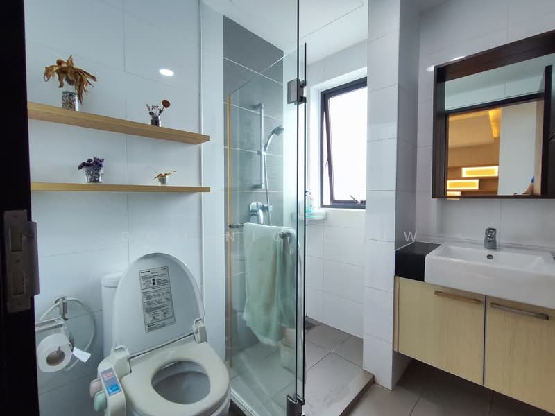 Apartment for Rent at Molek Pine 4 - Dominic Chow - Bathroom - PropertyGuru.com.my
