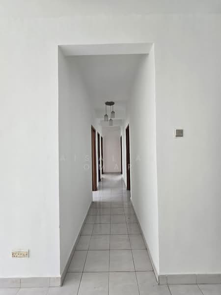 Apartment for Sale at Taman Bukit Pelangi - Faisal Abu Omar - Corridor - PropertyGuru.com.my