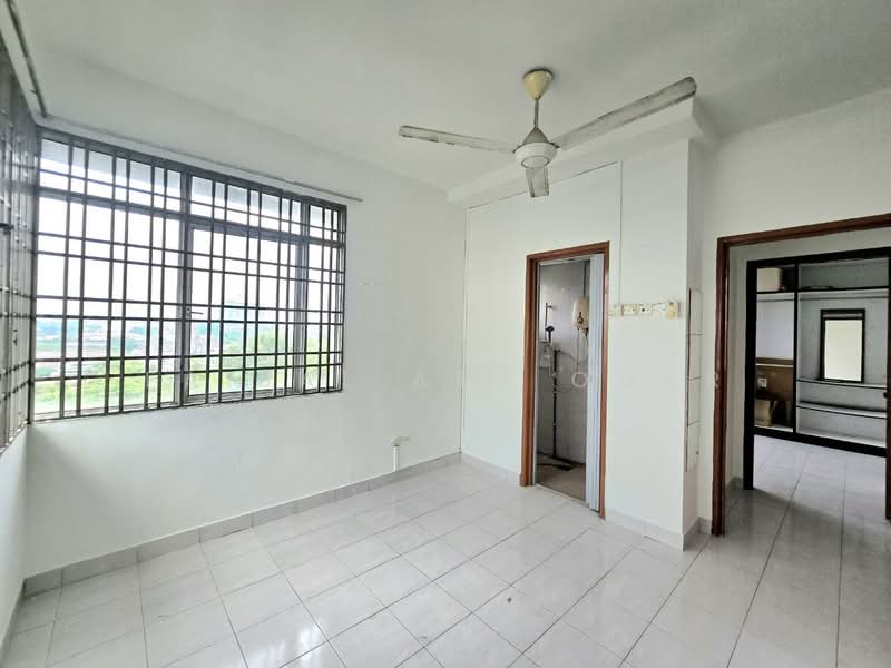 Apartment for Sale at Taman Bukit Pelangi - Faisal Abu Omar - Interior - PropertyGuru.com.my