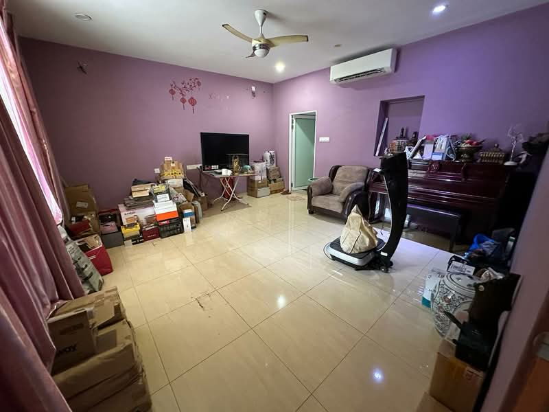 Rumah Teres 2.5 Tingkat untuk Disewa di Sungai Buloh (Selangor) - Sam Yee - Living Room - PropertyGuru.com.my