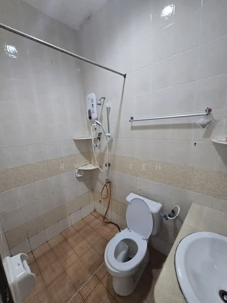 2-storey Terraced House for Rent in Taman Pelangi Indah (Ulu Tiram) - Ryon Teh - PropertyGuru.com.my