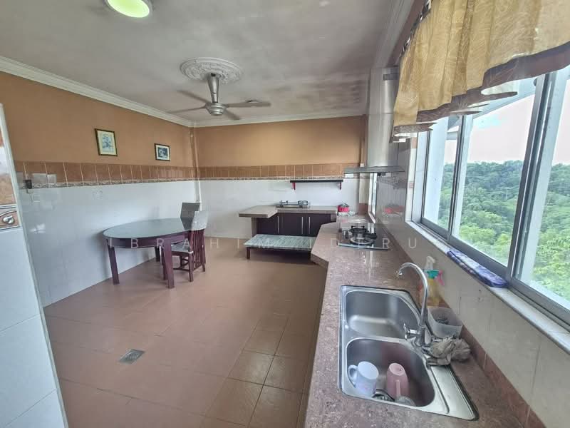 Apartment for Sale at Andari Townvilla - Ibrahim Iderus - Kitchen - PropertyGuru.com.my
