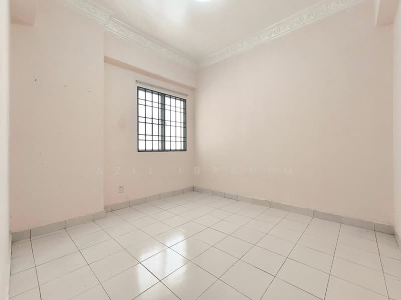 Condominium for Sale at Langat Jaya Condominium - Azli Ibrahim - Interior - PropertyGuru.com.my