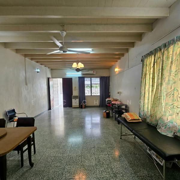 Rumah Teres 2-Tingkat untuk Dijual di Pulau Tikus (Penang) - Eric Cheang - Living Room - PropertyGuru.com.my