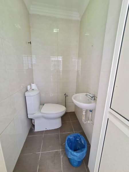 Shop / Office for Sale in Seksyen 5 Wangsa Maju (Wangsa Maju) - Muhd Ajwad - Bathroom - PropertyGuru.com.my