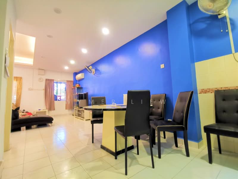 2-storey Terraced House for Sale in Selayang (Selangor) - Wymer Liew - Living Room - PropertyGuru.com.my