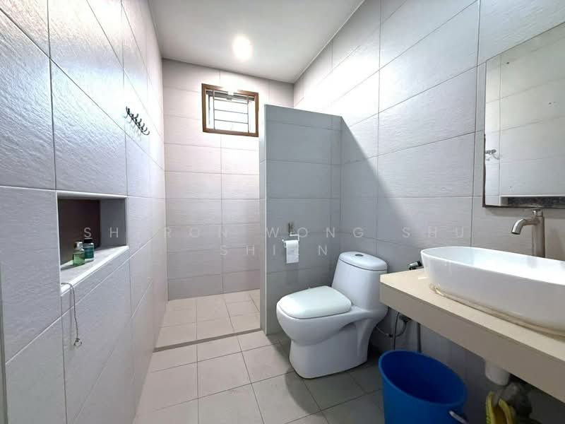 Rumah Teres 2 Tingkat untuk Dijual di Taman Desa Tebrau (Tebrau) - Sharon Wong Shu Shien - Bathroom - PropertyGuru.com.my