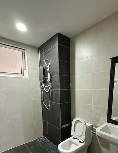 Service Residence for Sale at Pinnacle Sri Petaling - Vince Lim - Bathroom - PropertyGuru.com.my