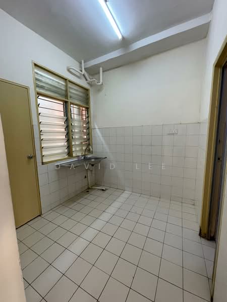 Apartment for Rent at Pangsapuri Lagoon Perdana - david lee - Kitchen - PropertyGuru.com.my