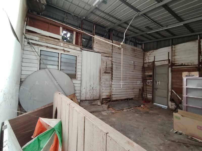 Kedai untuk Disewa di Salak Selatan (Kuala Lumpur) - Angie Wong Poh Choo - Interior - PropertyGuru.com.my
