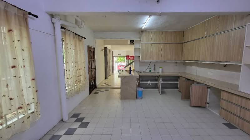 Rumah Teres 3 Tingkat untuk Dijual di Batu Caves (Selangor) - Jack Yap - Kitchen - PropertyGuru.com.my