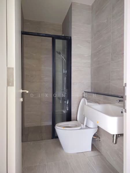 Servis Apartment untuk Disewa di Edelweiss @ Tropicana Gardens - Dixon Loh - Bathroom - PropertyGuru.com.my