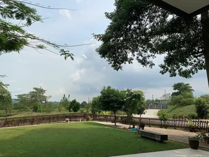 Rumah Banglo untuk Disewa di Leisure Farm (Gelang Patah) - Owen Tan - Garden - PropertyGuru.com.my