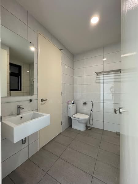 Service Residence for Sale at Conezion Residences - Max Low - PropertyGuru.com.my