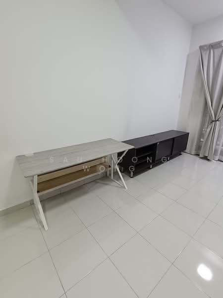 Servis Apartment untuk Dijual di Residensi Setia Impian - Sau Hoong Wong - Living Room - PropertyGuru.com.my