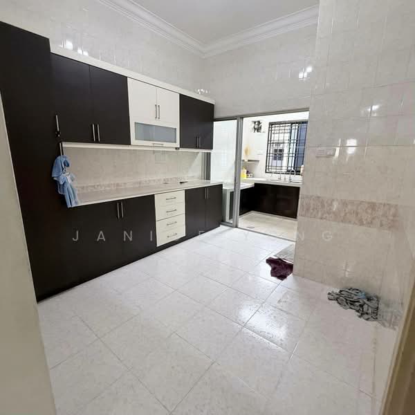 2-storey Terraced House for Rent in Skudai (Johor) - Janice Yong - Kitchen - PropertyGuru.com.my