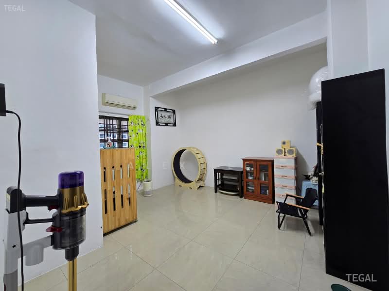 2-storey Terraced House for Sale in Kapar (Selangor) - Alex Lee - Living Room - PropertyGuru.com.my