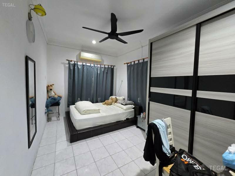 2-storey Terraced House for Sale in Kapar (Selangor) - Alex Lee - Bedroom - PropertyGuru.com.my