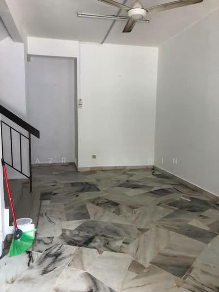 2-storey Terraced House for Rent in Bandar Puncak Alam (Puncak Alam) - Azri Zabidin - Interior - PropertyGuru.com.my