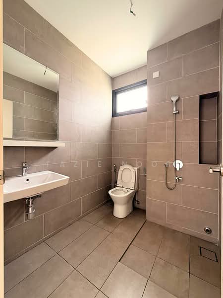 Terraced House for Sale in Shah Alam (Selangor) - Fazie Noor - Bathroom - PropertyGuru.com.my