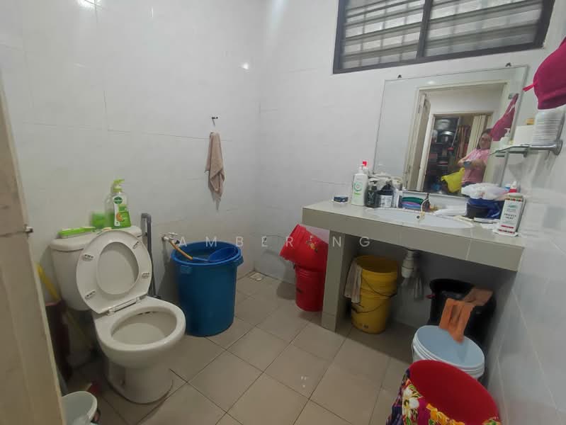 Rumah Teres 2 Tingkat untuk Dijual di Taman Sri Rampai (Wangsa Maju) - Amber Ng - Bathroom - PropertyGuru.com.my