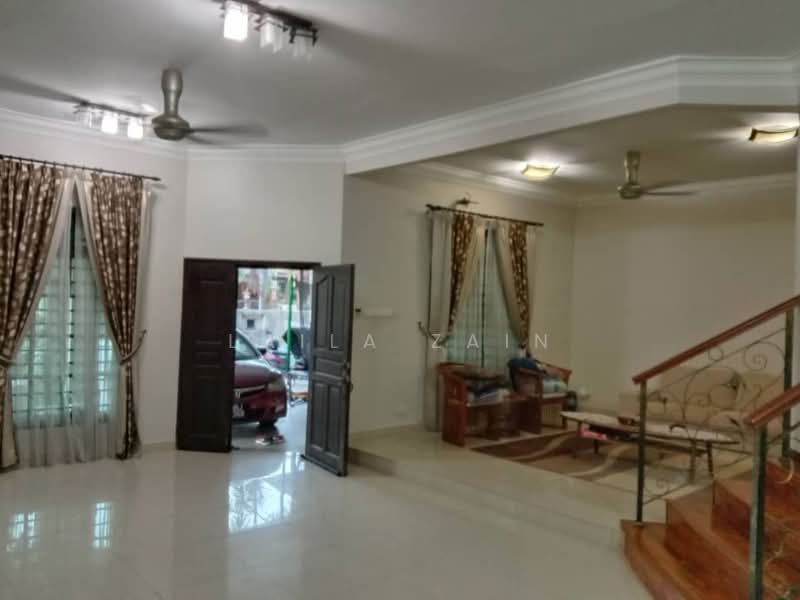 Semi-Detached House for Sale in Sepang (Selangor) - Laila Zain - Living Room - PropertyGuru.com.my