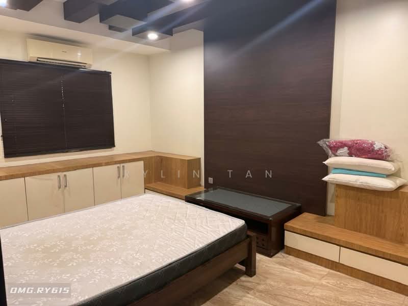 Semi-Detached House for Rent in Bandar Bukit Tinggi 2 (Klang) - Rylin Tan - Bedroom - PropertyGuru.com.my
