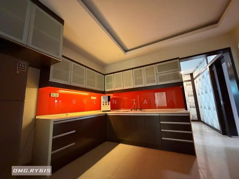 Semi-Detached House for Rent in Bandar Bukit Tinggi 2 (Klang) - Rylin Tan - Kitchen - PropertyGuru.com.my
