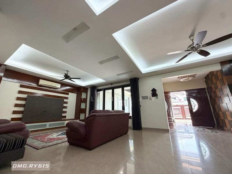 Semi-Detached House for Rent in Bandar Bukit Tinggi 2 (Klang) - Rylin Tan - Living Room - PropertyGuru.com.my
