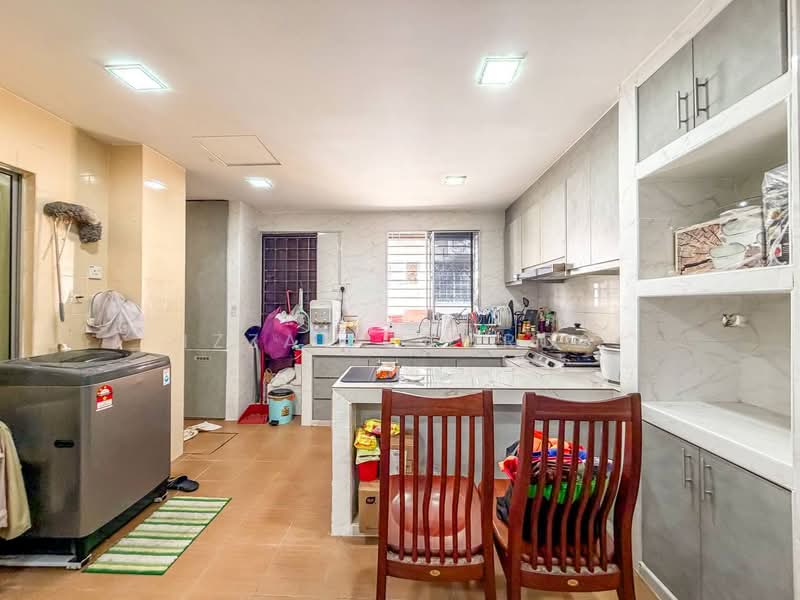 Rumah Teres 2 Tingkat untuk Dijual di Taman Universiti (Bangi) - Izzat Zamros - PropertyGuru.com.my