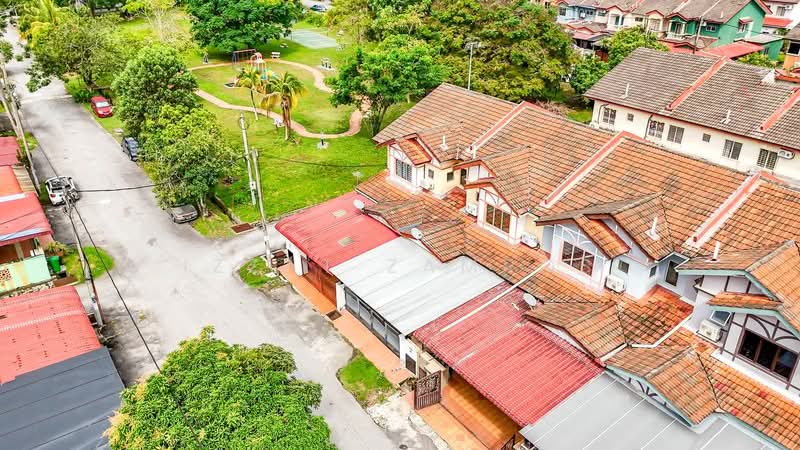 Rumah Teres 2 Tingkat untuk Dijual di Taman Universiti (Bangi) - Izzat Zamros - PropertyGuru.com.my