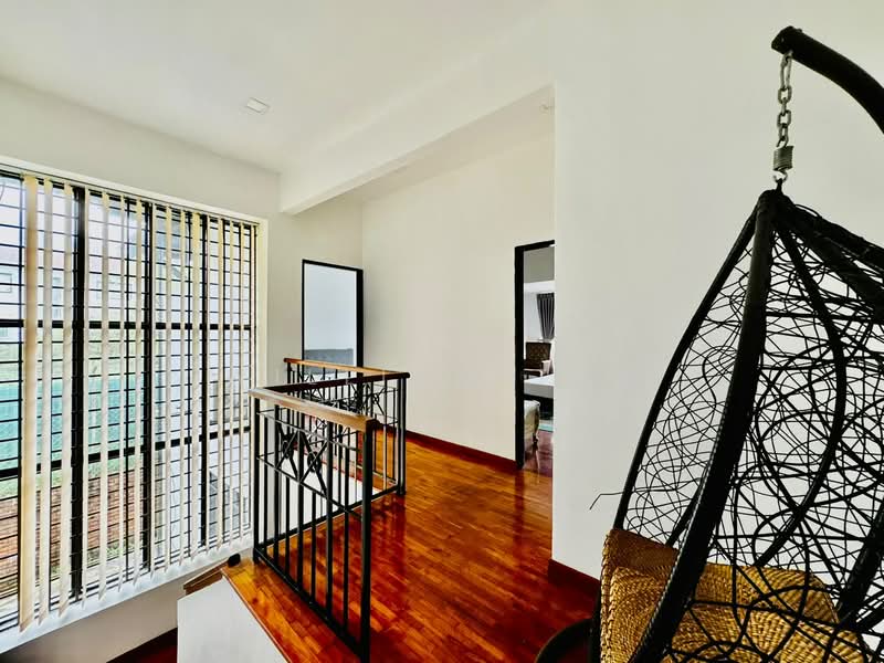 Rumah Banglo untuk Dijual di Kampung Mohd Amin (Johor Bahru) - William Tay - Corridor - PropertyGuru.com.my
