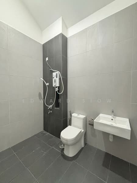 Rumah Teres 2 Tingkat untuk Disewa di Tebrau (Johor) - Edward Siow - Bathroom - PropertyGuru.com.my