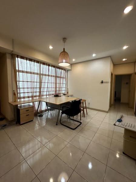 Kediaman Servis untuk Dijual di Casa Suites - Sue Tey - Study - PropertyGuru.com.my