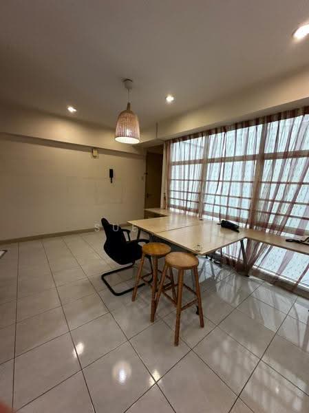 Kediaman Servis untuk Dijual di Casa Suites - Sue Tey - Study - PropertyGuru.com.my