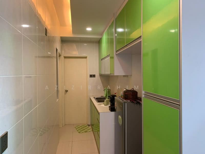Service Residence for Rent at Vista Alam - Azizirrahim . - Kitchen - PropertyGuru.com.my