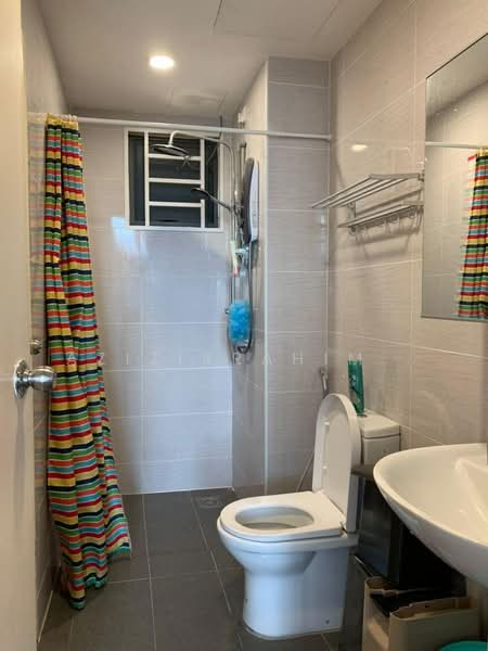 Service Residence for Rent at Vista Alam - Azizirrahim . - Bathroom - PropertyGuru.com.my