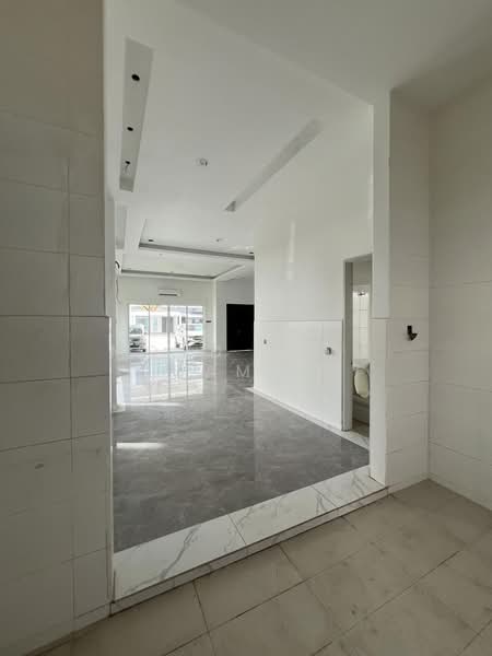 Semi-Detached House for Sale in Bandar Bukit Raja (Klang) - Mohd Daim Jamil - Interior - PropertyGuru.com.my