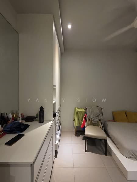 Kondominium untuk Dijual di Seri Riana Residence - Yanny Siow - Bedroom - PropertyGuru.com.my