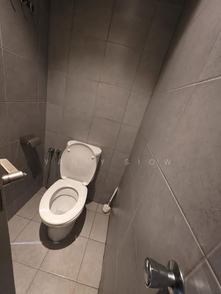 Kondominium untuk Dijual di Seri Riana Residence - Yanny Siow - Bathroom - PropertyGuru.com.my