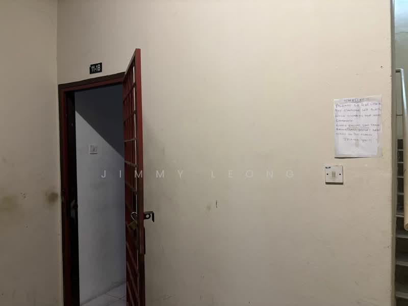 Flat for Sale at Taman Orkid - Jimmy Leong - Corridor - PropertyGuru.com.my