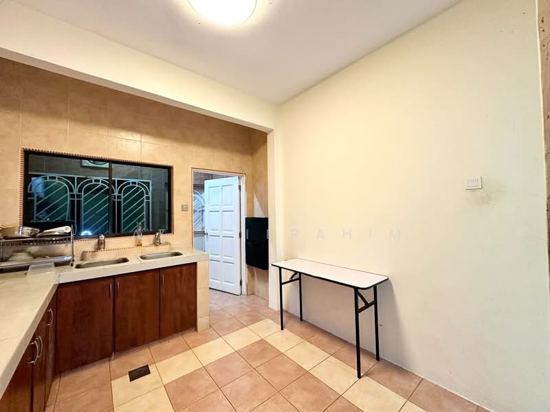 2-storey Terraced House for Sale in Taman Bukit Permai (Ampang) - Azli Ibrahim - PropertyGuru.com.my