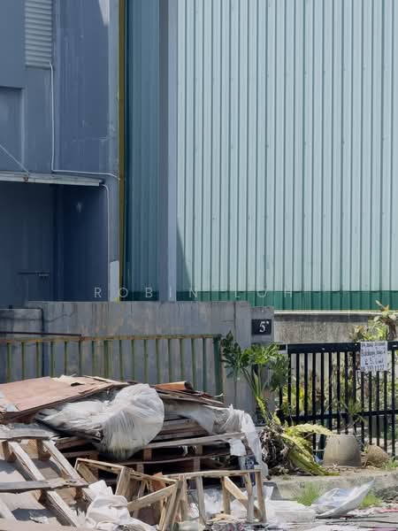 Factory for Sale in Seri Kembangan (Selangor) - Robin Loh - PropertyGuru.com.my