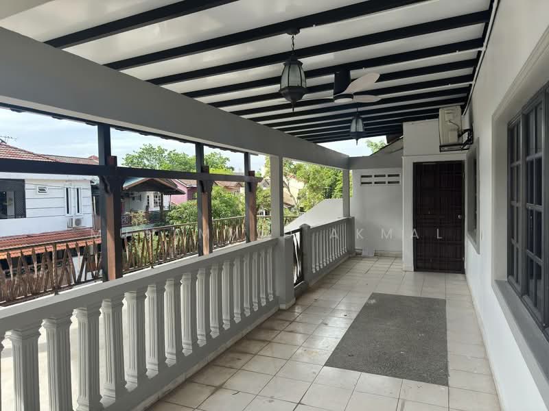 Rumah Teres 2 Tingkat untuk Disewa di Kota Damansara (Selangor) - Muhammad Akmal - Balcony - PropertyGuru.com.my