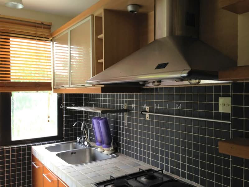 Condominium for Sale at Cyber Heights Villa - Azli Ibrahim - Kitchen - PropertyGuru.com.my