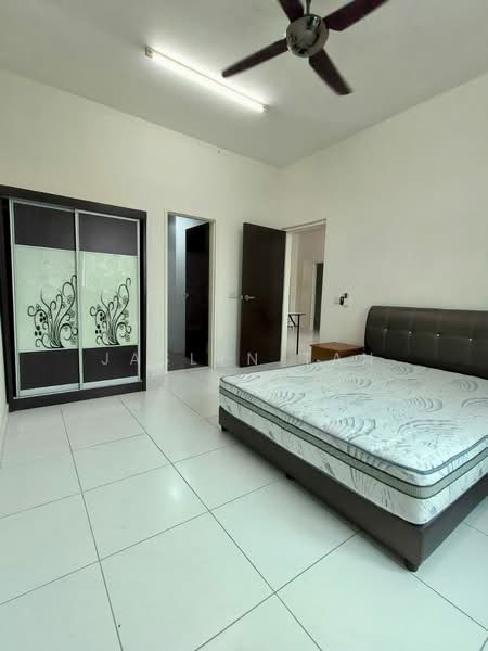 Service Residence for Rent at Sky Oasis Residence (Pangsapuri Oasis 1) - Jaslyn Tan - Bedroom - PropertyGuru.com.my