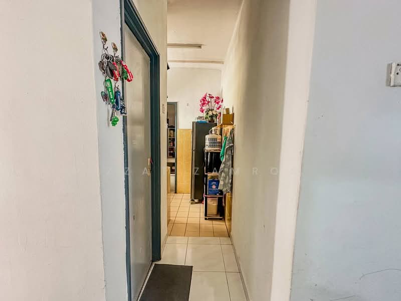 Flat for Sale at Mutiara Magna - Izzat Zamros - PropertyGuru.com.my