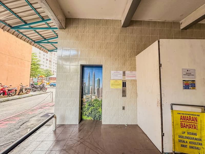 Flat for Sale at Mutiara Magna - Izzat Zamros - PropertyGuru.com.my