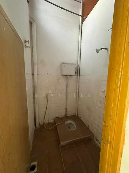 Rumah Teres 1 Tingkat untuk Disewa di Taman Sentosa (Klang) - Ryan Tee - Bathroom - PropertyGuru.com.my